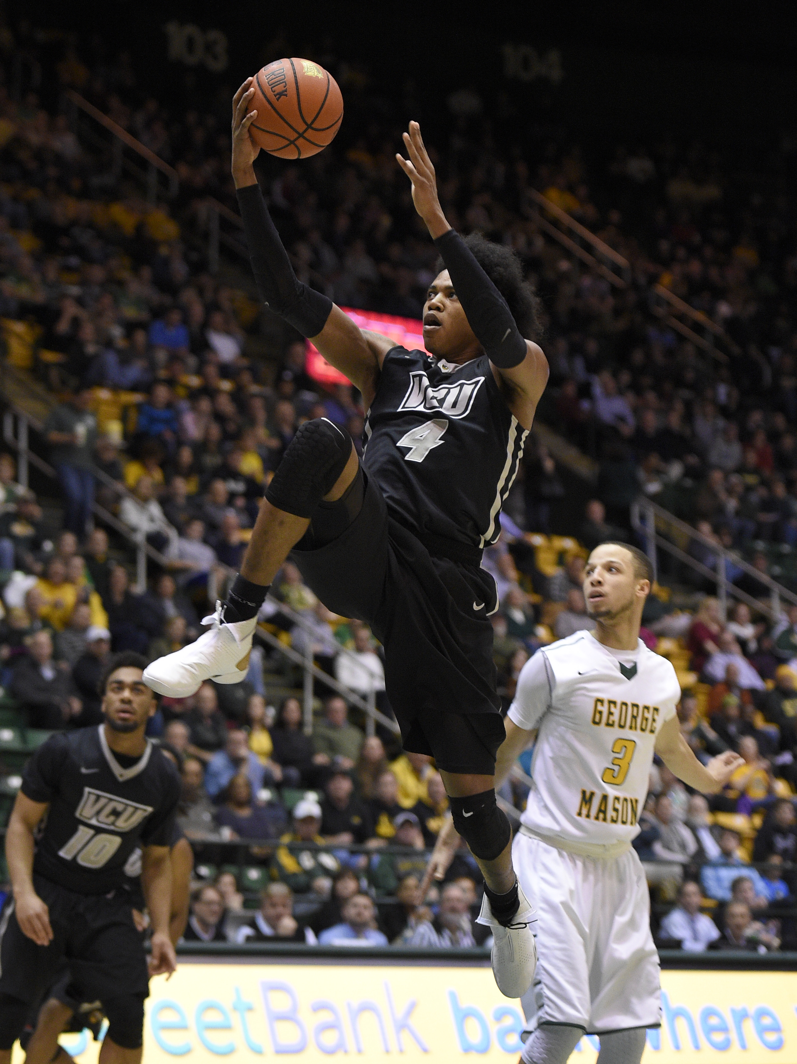 Johnson leads No. 18 VCU over George Mason 72-60