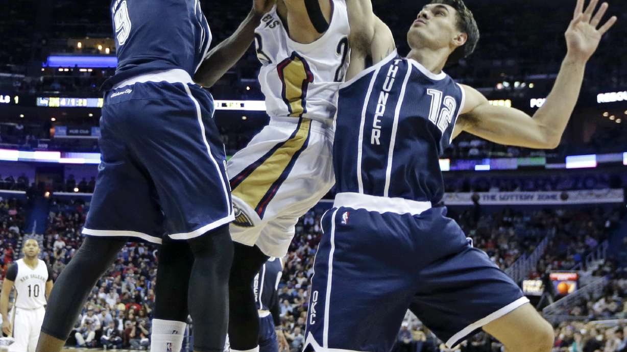 Westbrook scores 45, Thunder beat Pelicans 102-91