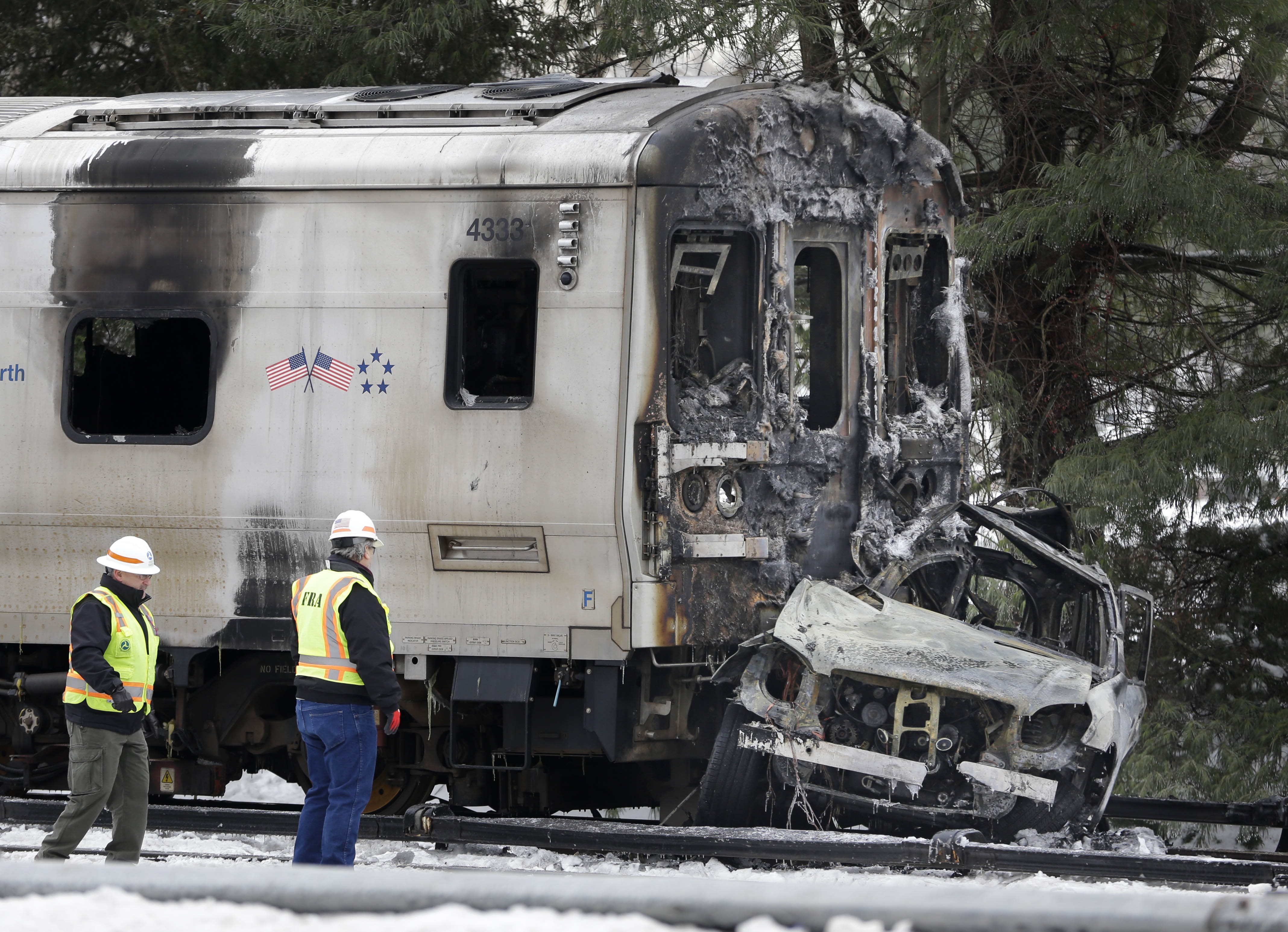 SUV inside train gates for about 30 seconds before NY crash