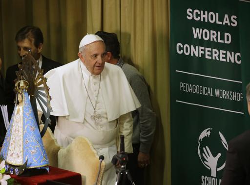 Confesión del papa: "No sé trabajar con computadoras"