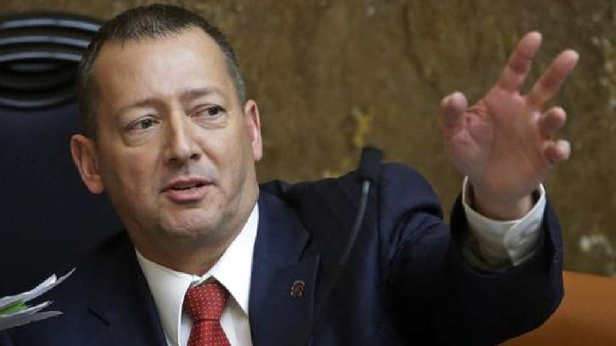 Legislador de Utah quiere pena capital para pedófilos