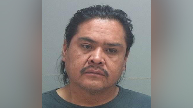 Hombre secuestra mujer, abusa de ella y la golpea por tres días