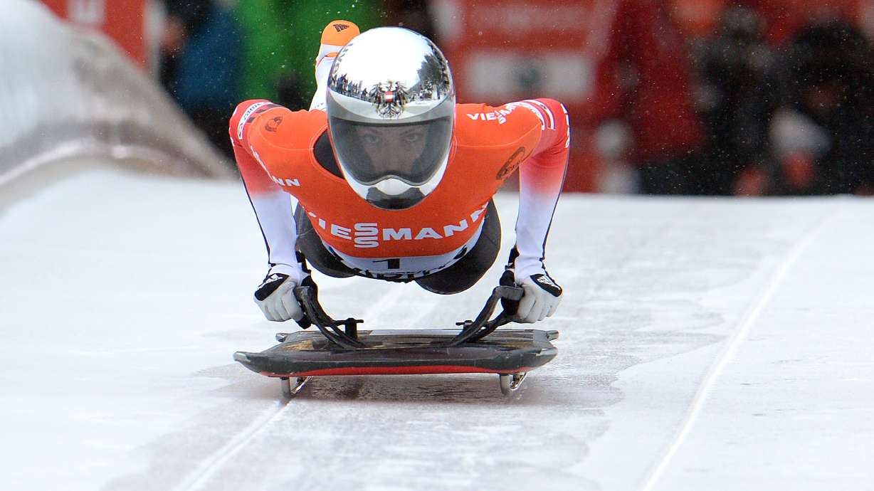 Dukurs wins skeleton World Cup race, takes overall title