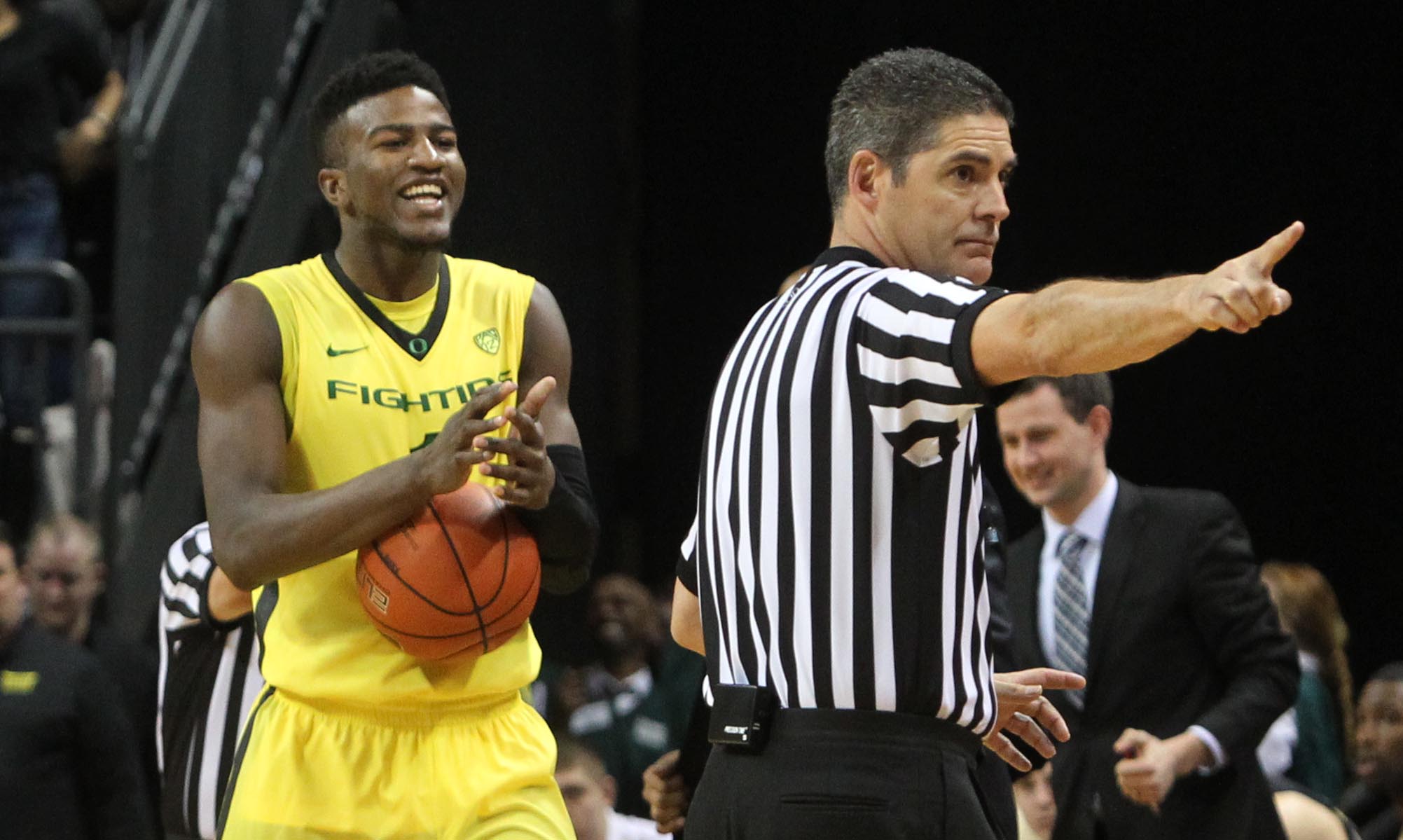 Oregon starter Bell suspended for a game