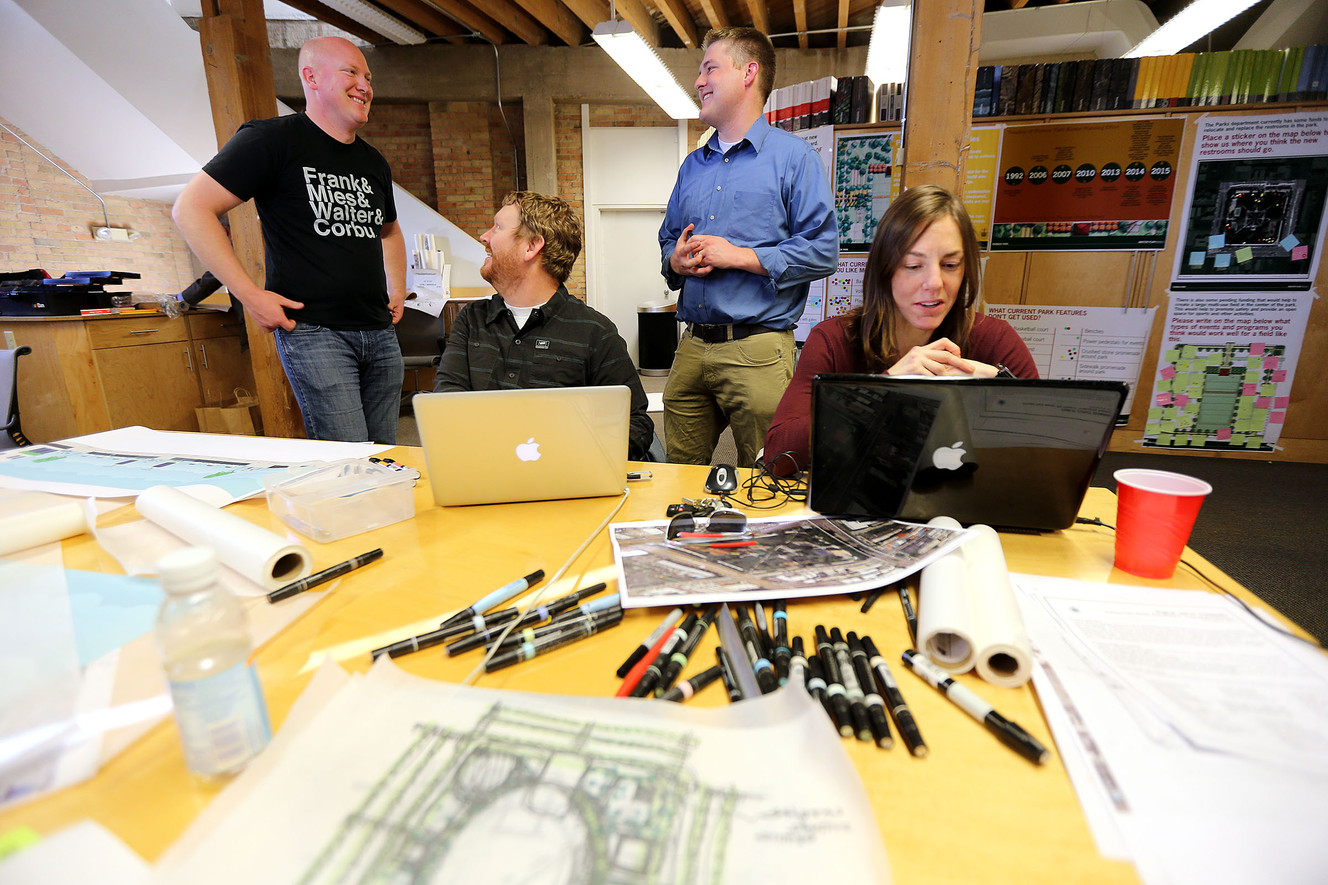 Volunteers brainstorm possible Pioneer Park improvements