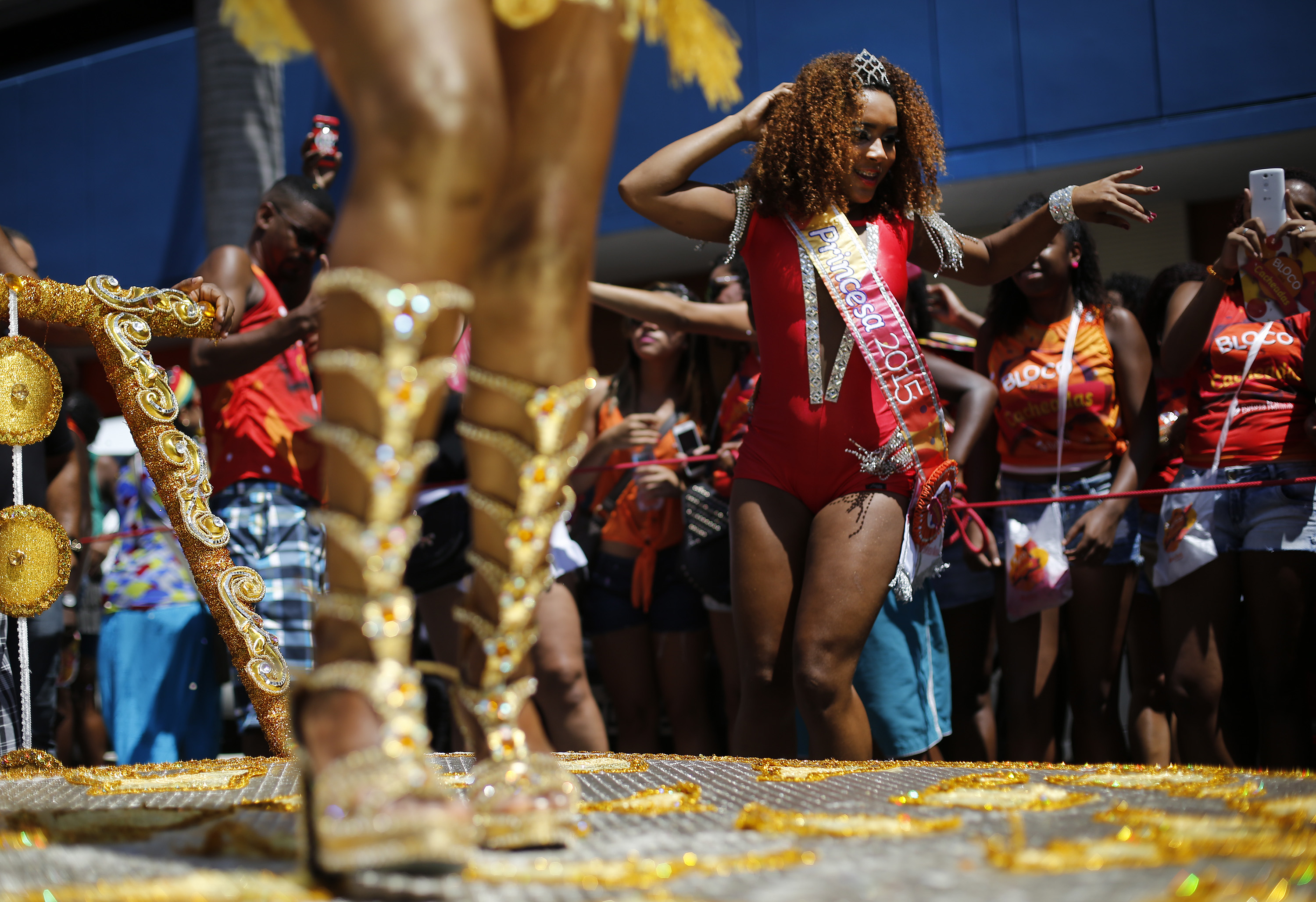 Brazil promotes safe sex at Carnival, handing out condoms
