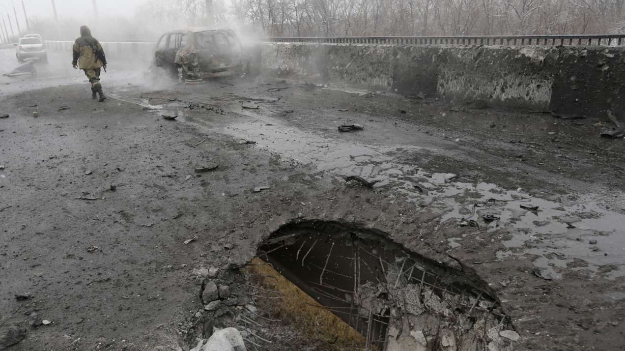 Fighting intensifies in eastern Ukraine ahead of peace talks