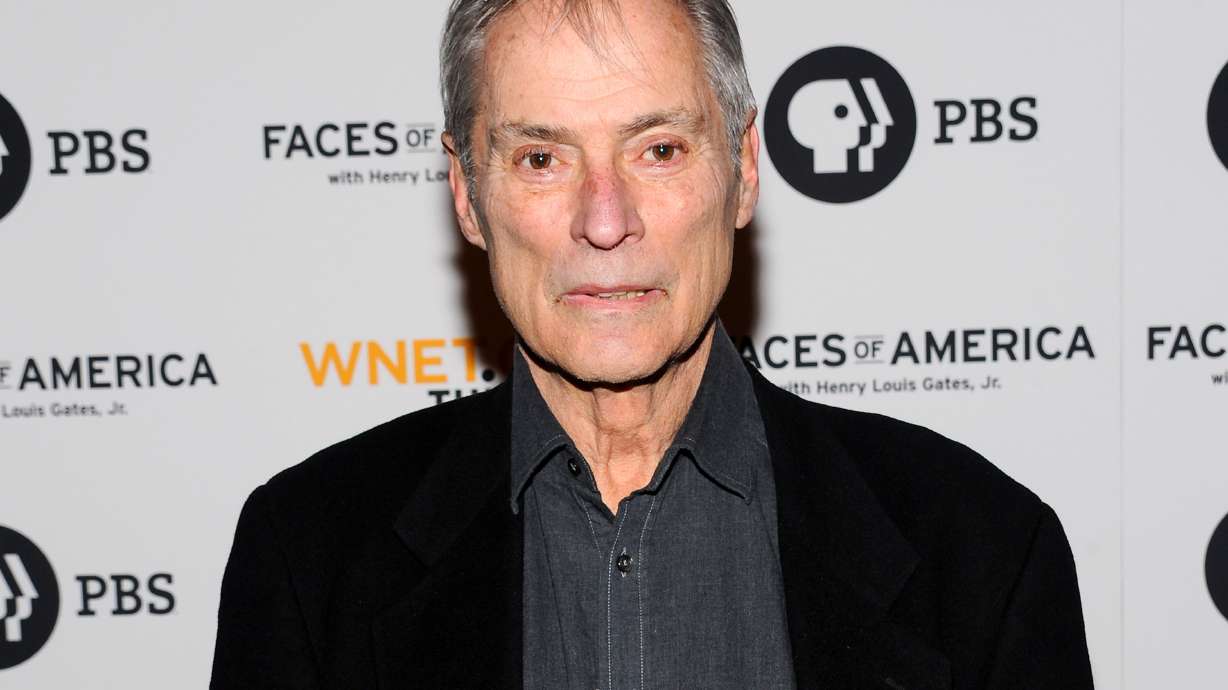 CBS '60 Minutes' correspondent Bob Simon dies in car crash
