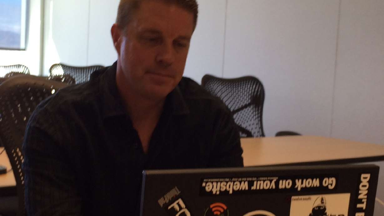Businesses turn to hackers, insurance to counter cyberattacks