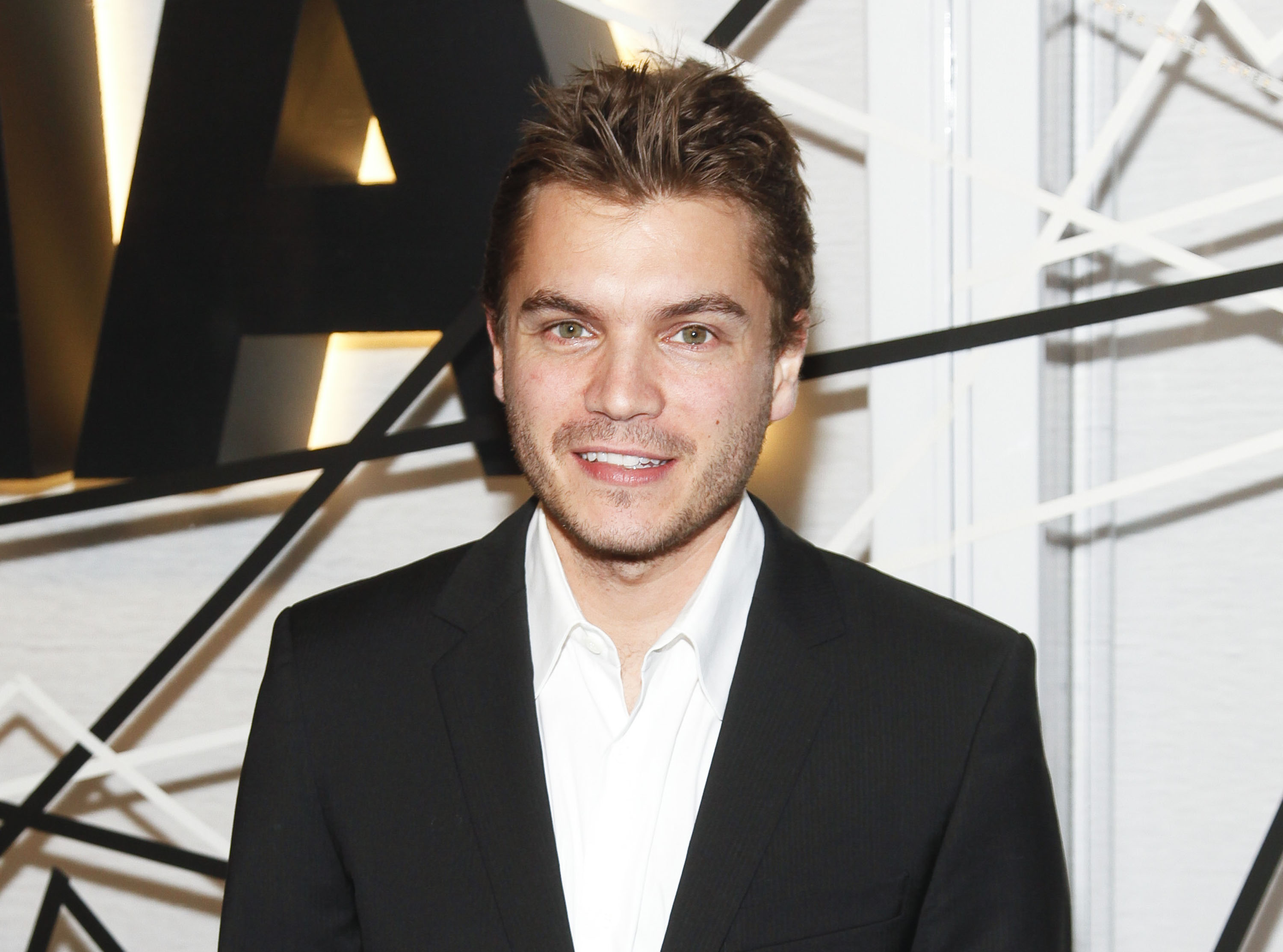 Lawyer: Hirsch in rehab, doesn't remember attacking exec