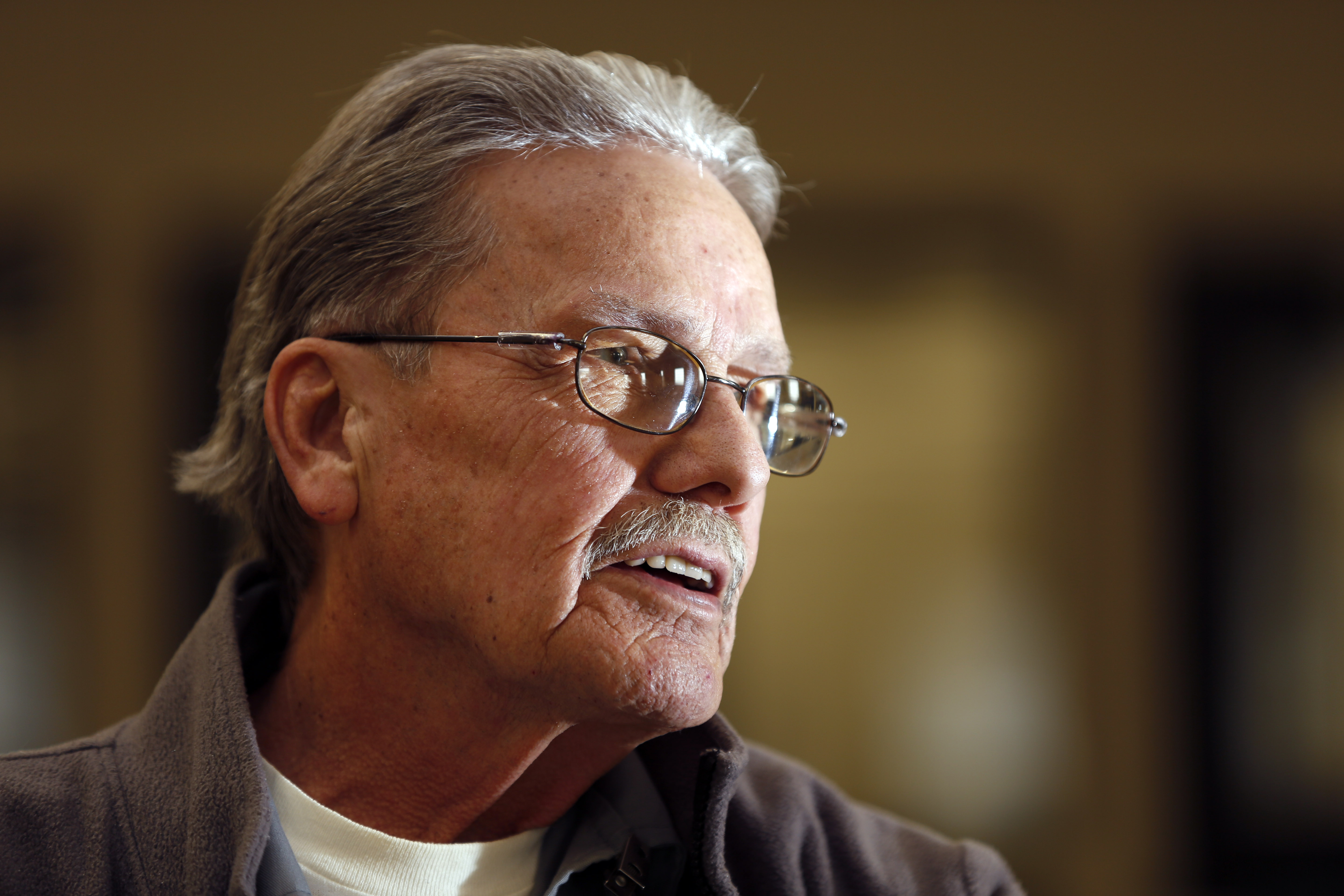 Missouri man enlists former deputies in murder case appeal