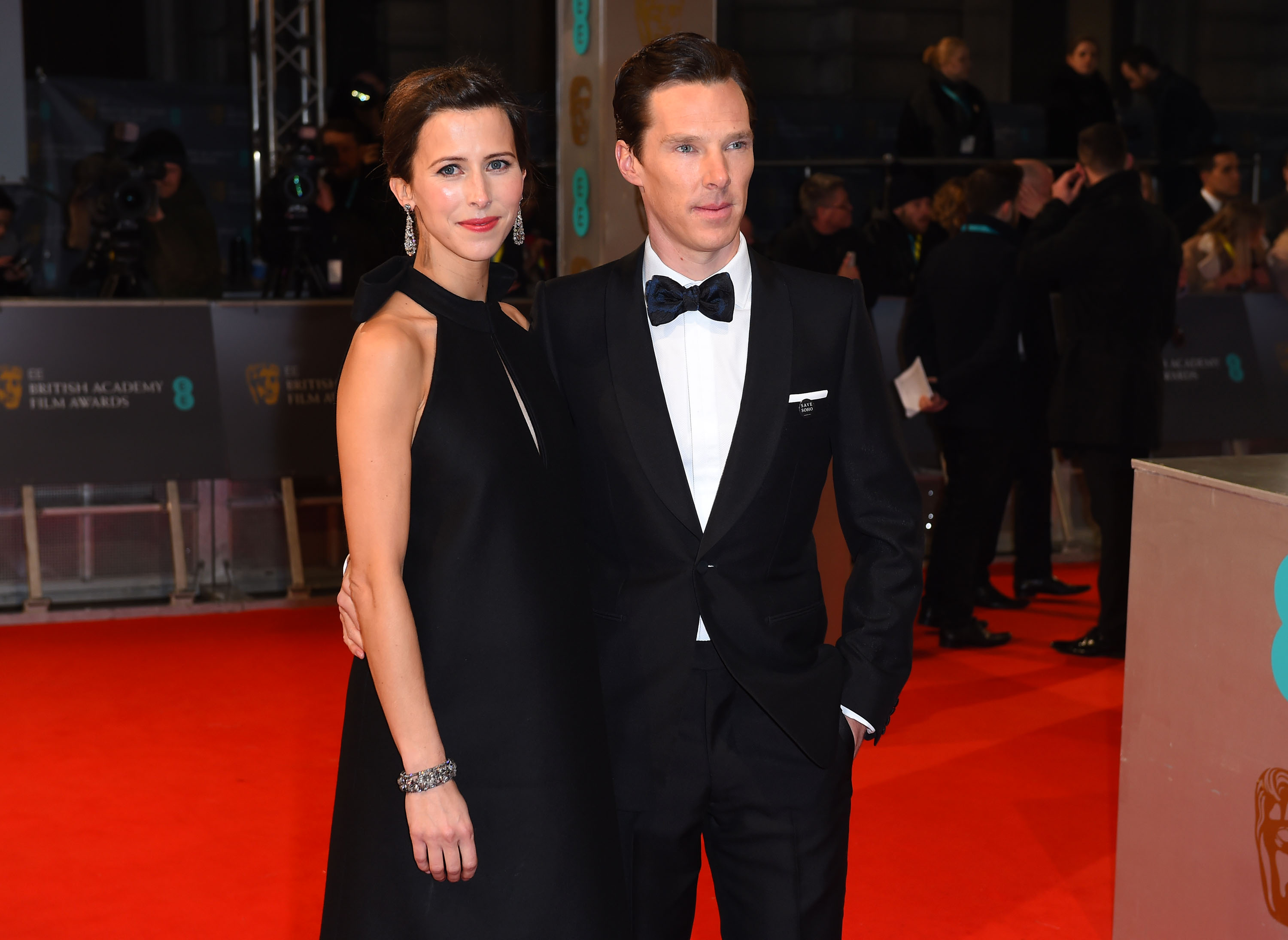 Actor Benedict Cumberbatch weds Sophie Hunter