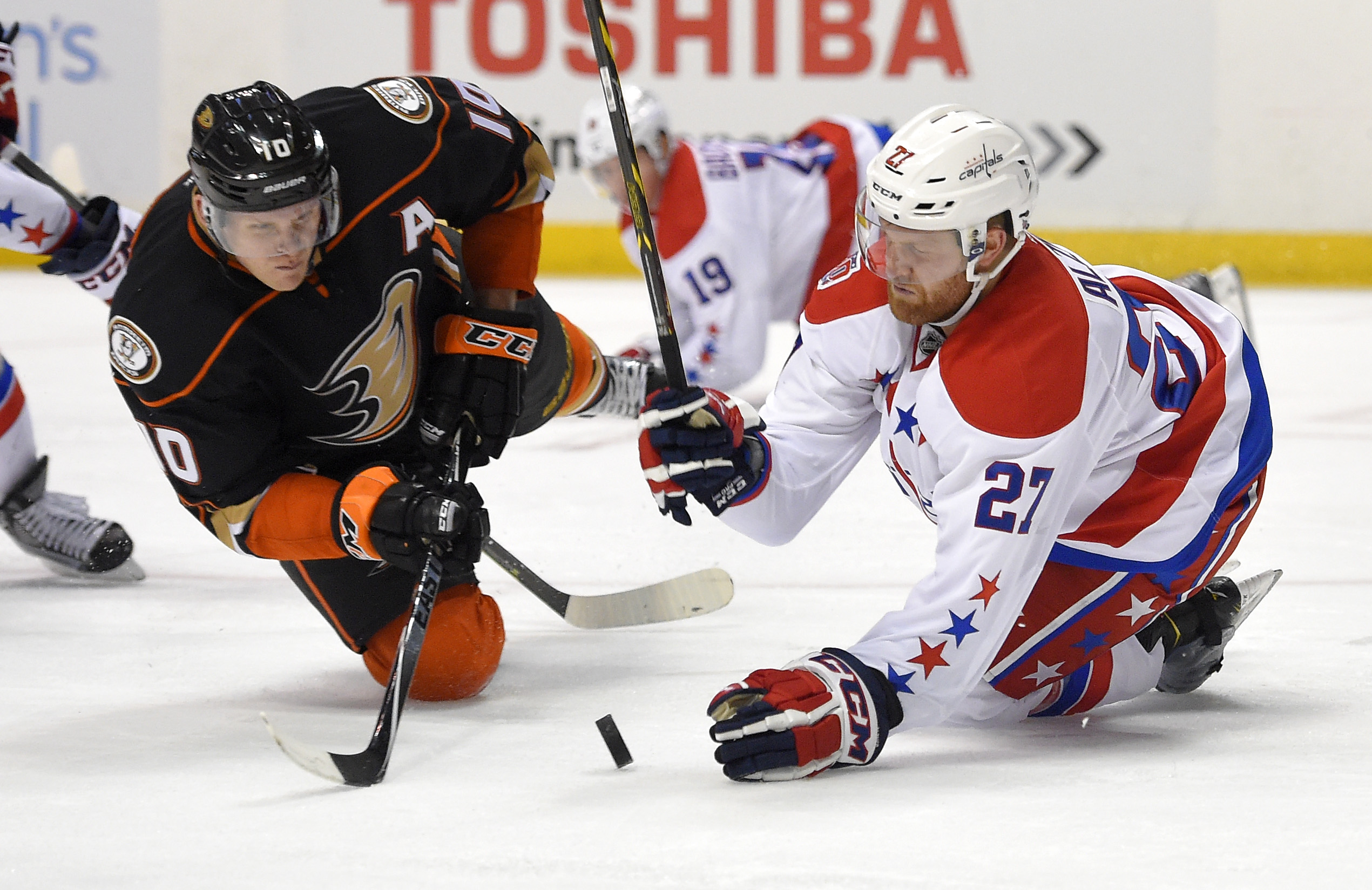 Alex Ovechkin's 2 goals help Capitals beat Ducks 5-3