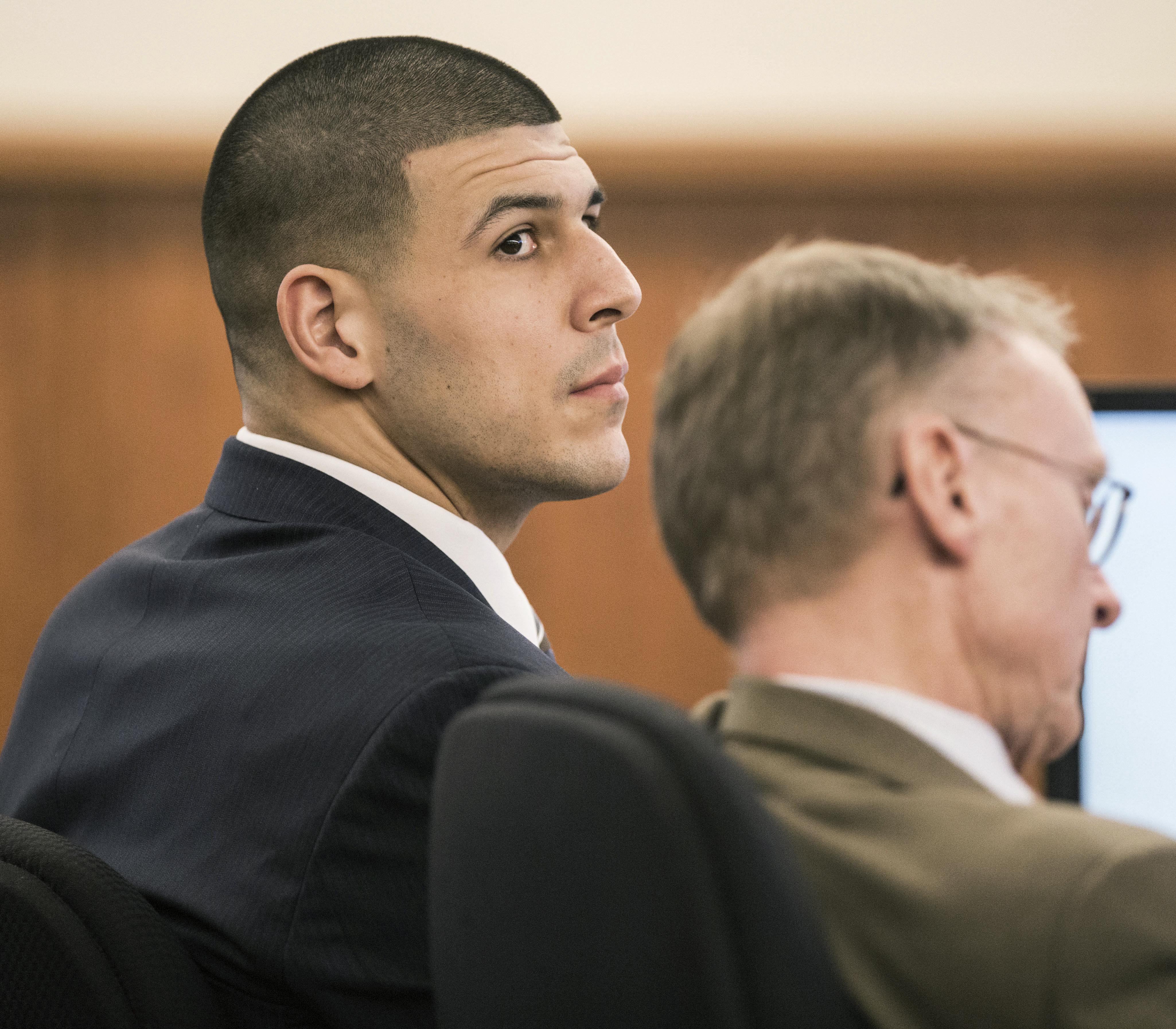 Video shows Hernandez dismantling phone day after killing