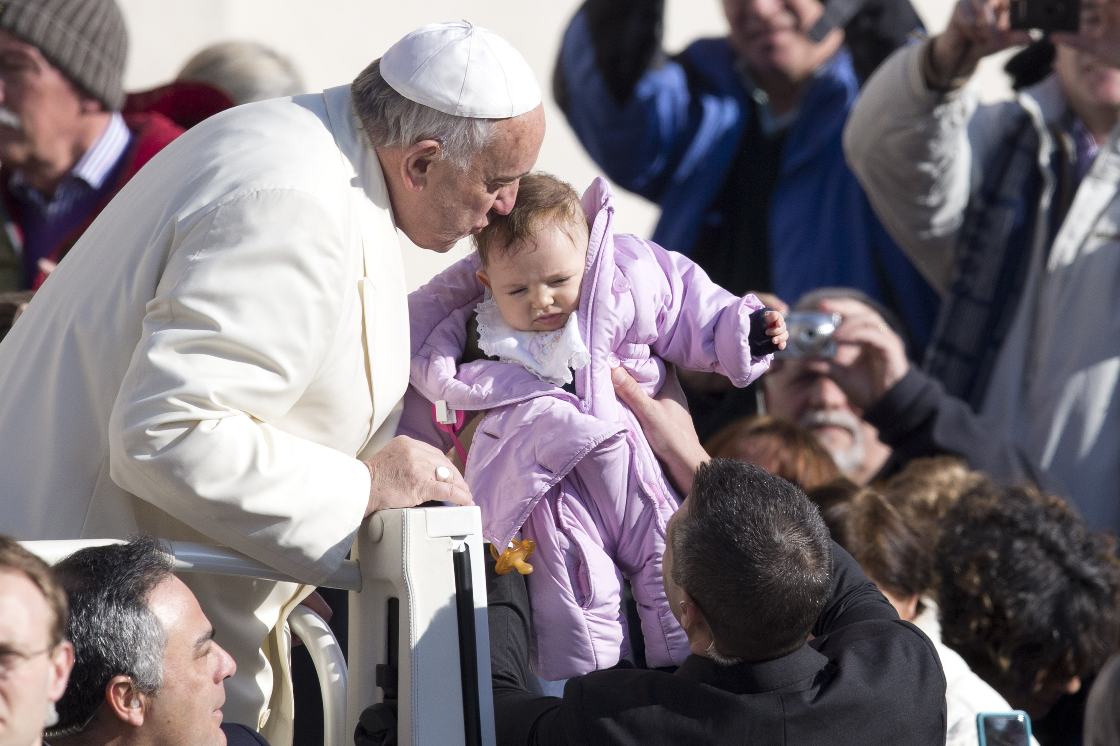 Pope walks in Ash Wednesday procession between Rome churches