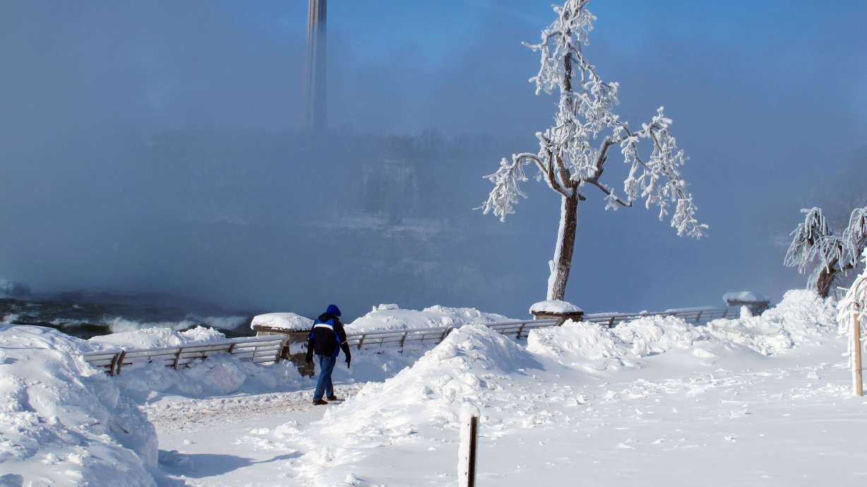 AP PHOTOS: Deep freeze in eastern US, snow in Middle East