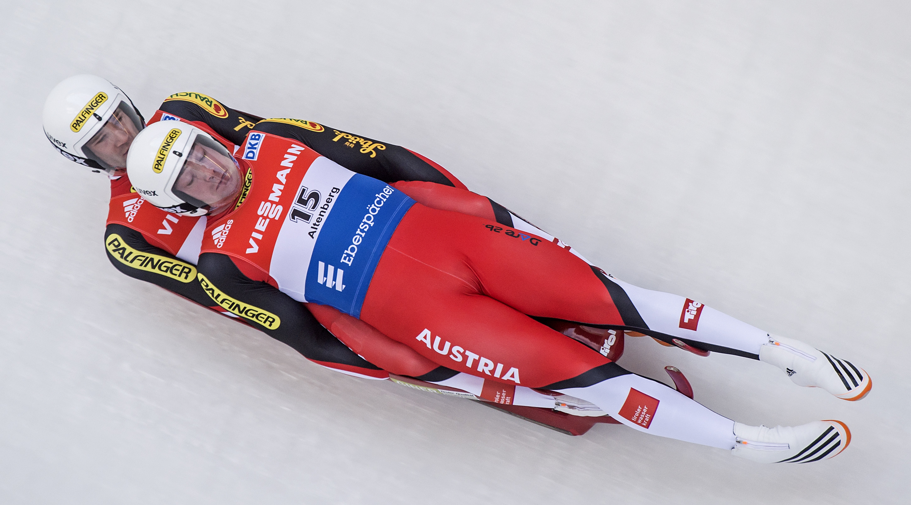 Felix Loch claims 4th successive luge World Cup title