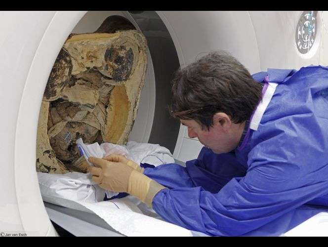 Encuentran esqueleto humano en el interior de una estatua de un Buda