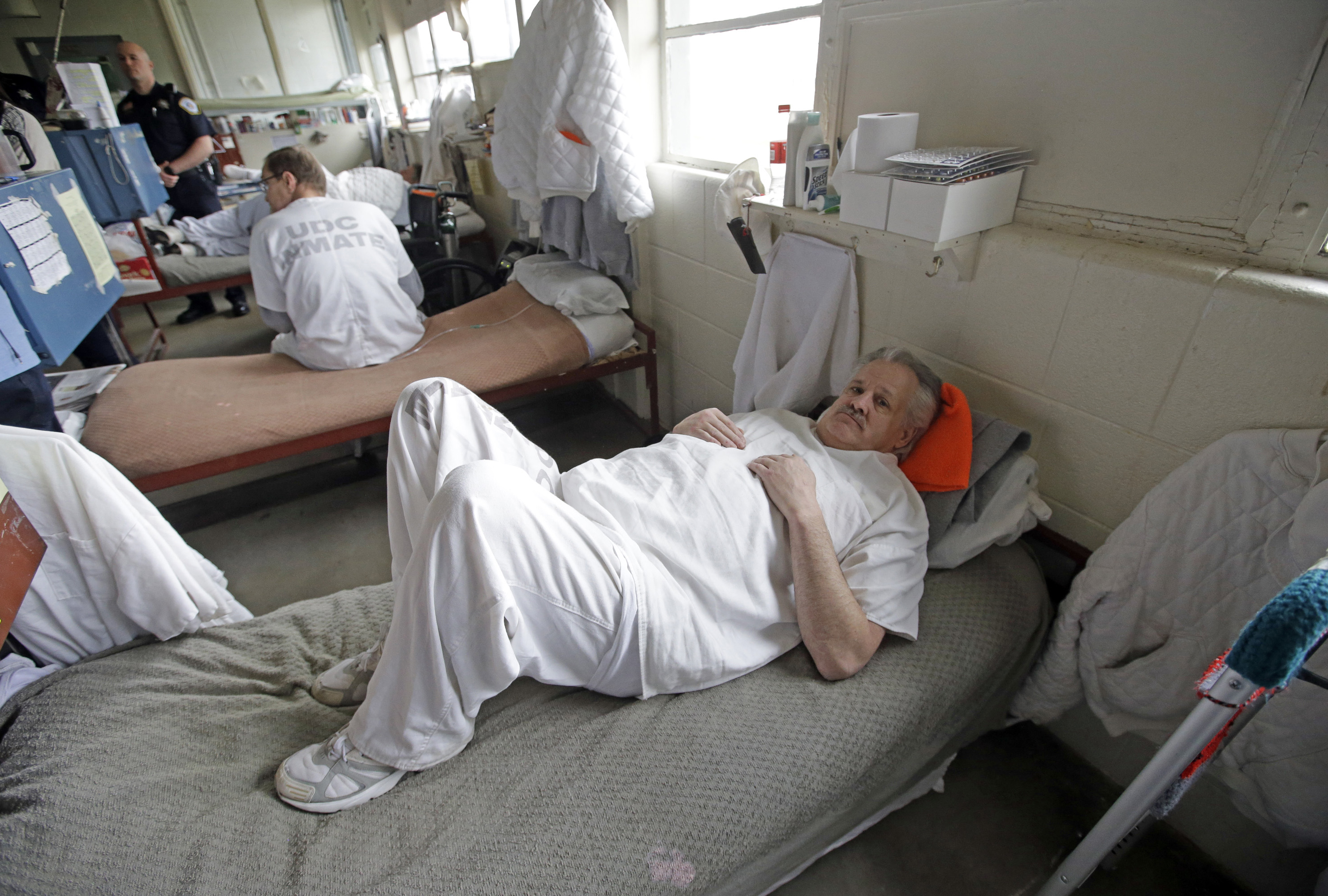 Gov. Herbert against handing off prison relocation decision