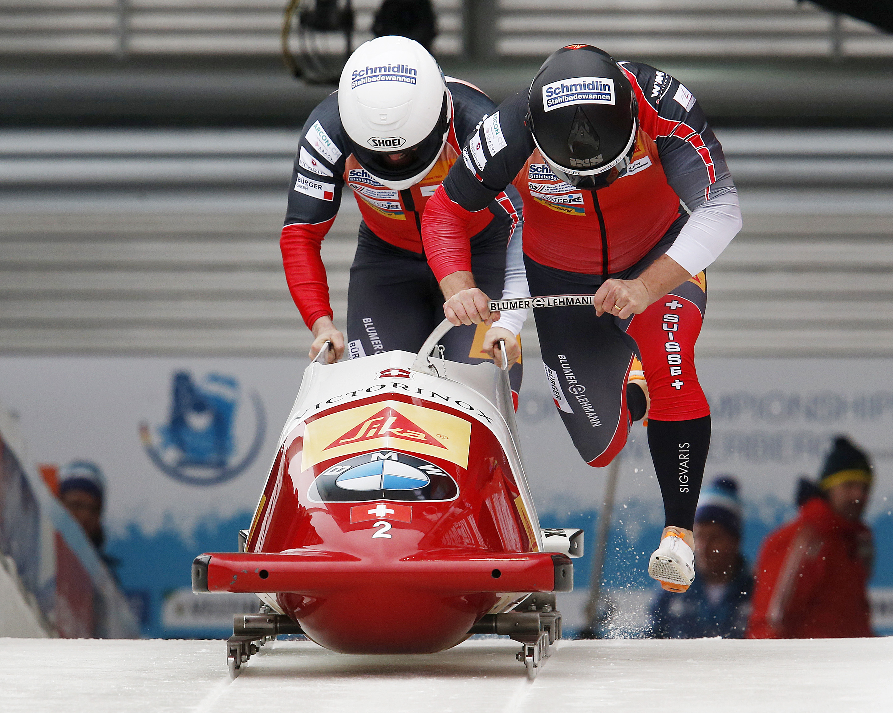 Francesco Friedrich of Germany retains bobsled world title