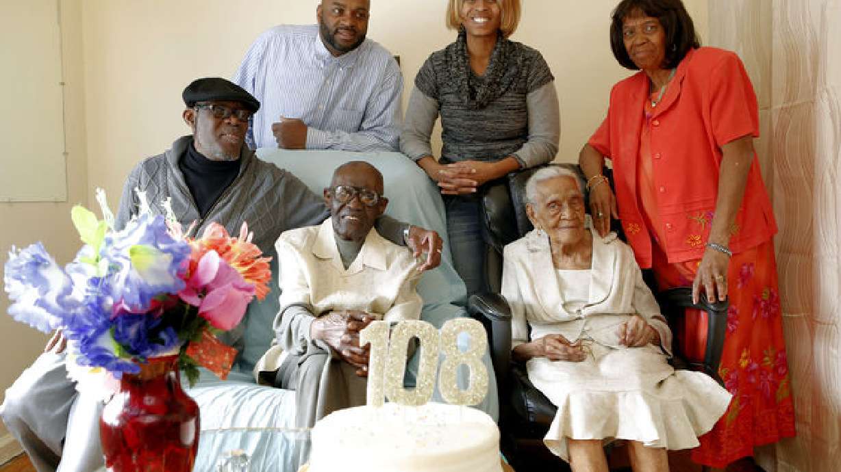 Pareja cumple 82 años de casados y juntos sumarían 212 años de vida