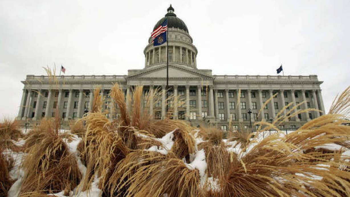 Utah legislators pass regulation on e-cigarettes, ban on tattoos for minors