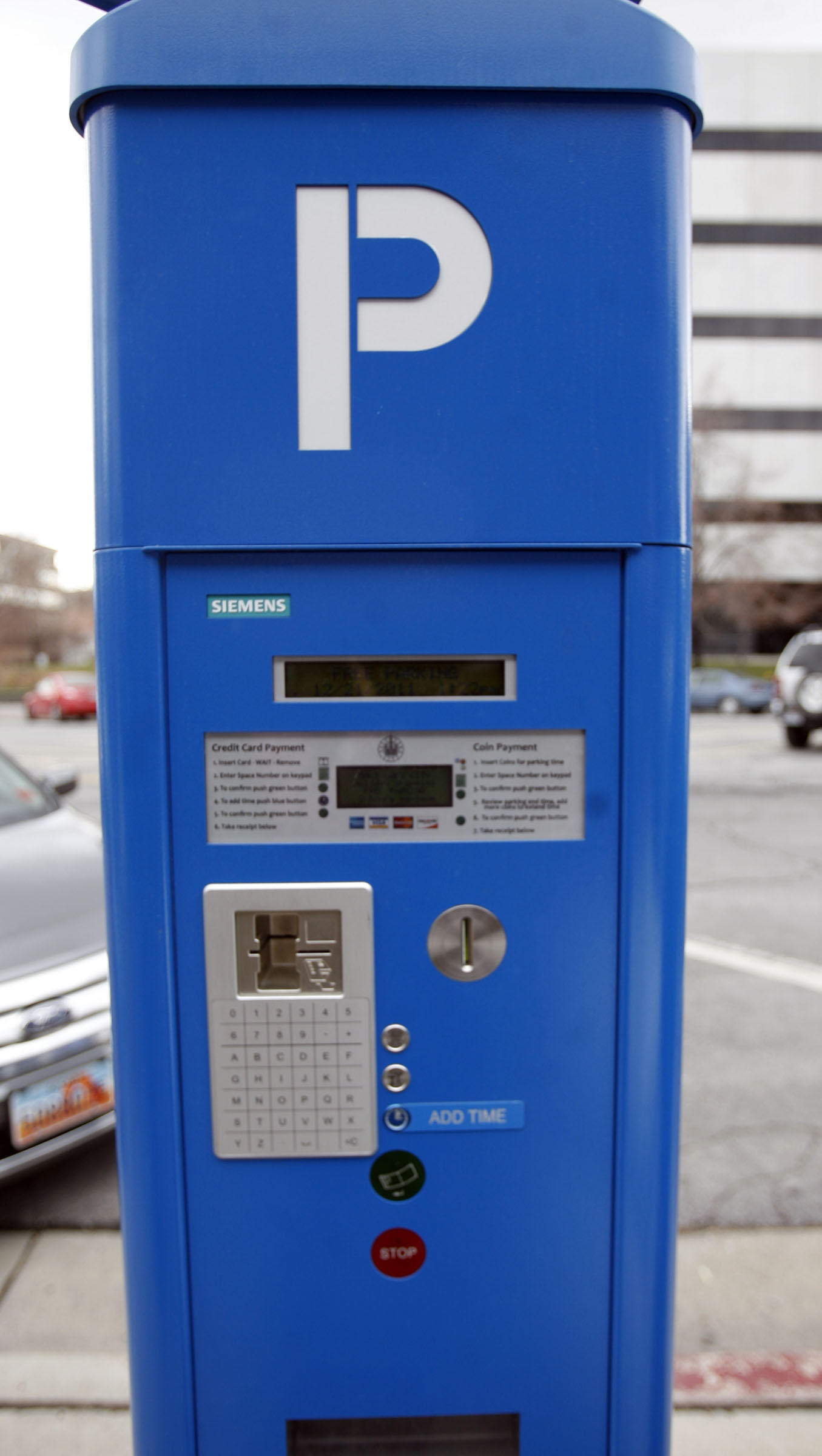 Solar-powered parking meters upgraded in Salt Lake City