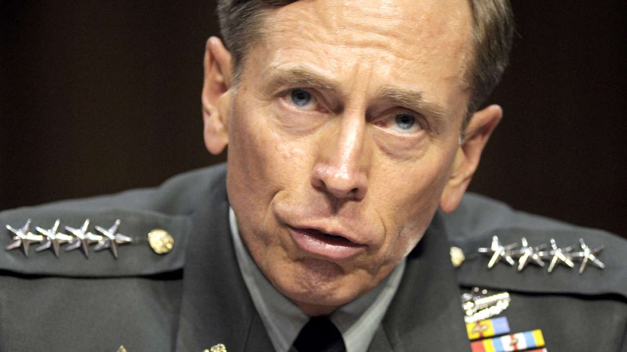 Ex-CIA chief admits sharing military secrets with mistress