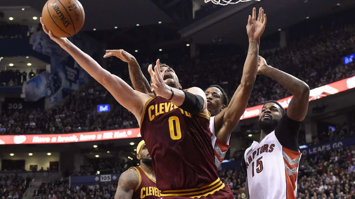 James scores 29, Cavaliers beat Raptors 120-112