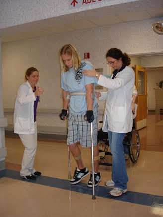 Matt Carter receives treatment after waking up with paralysis. (Photo: Matt Carter)