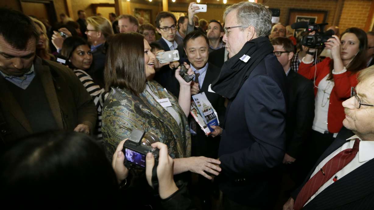 2016 prospect Jeb Bush defends Common Core school standards