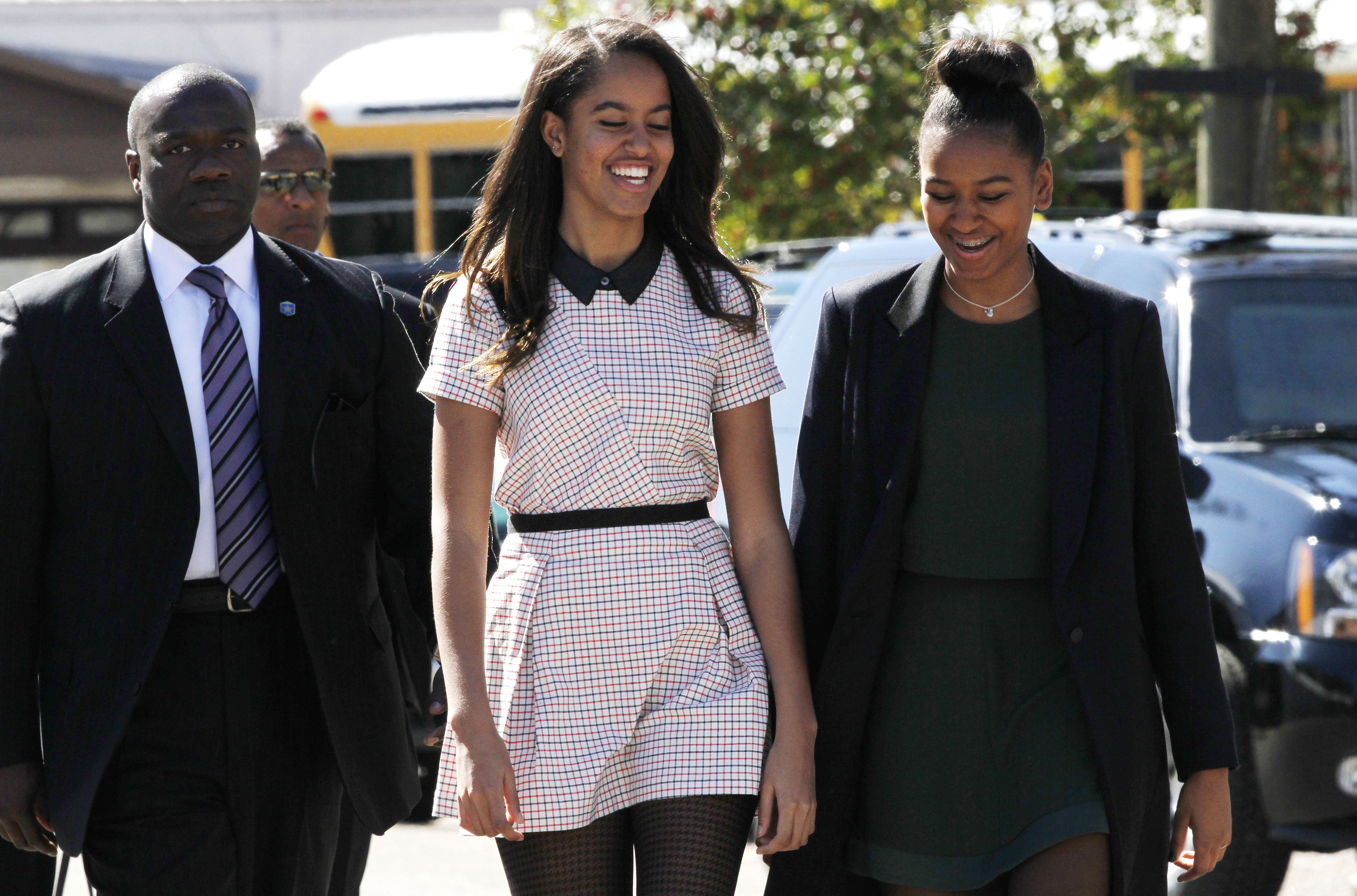 Obama says Selma a living history lesson for his daughters