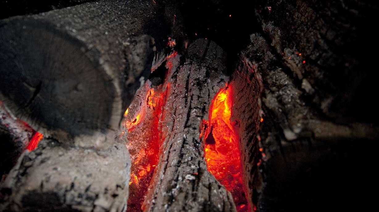 Some states fight to keep their wood fires burning