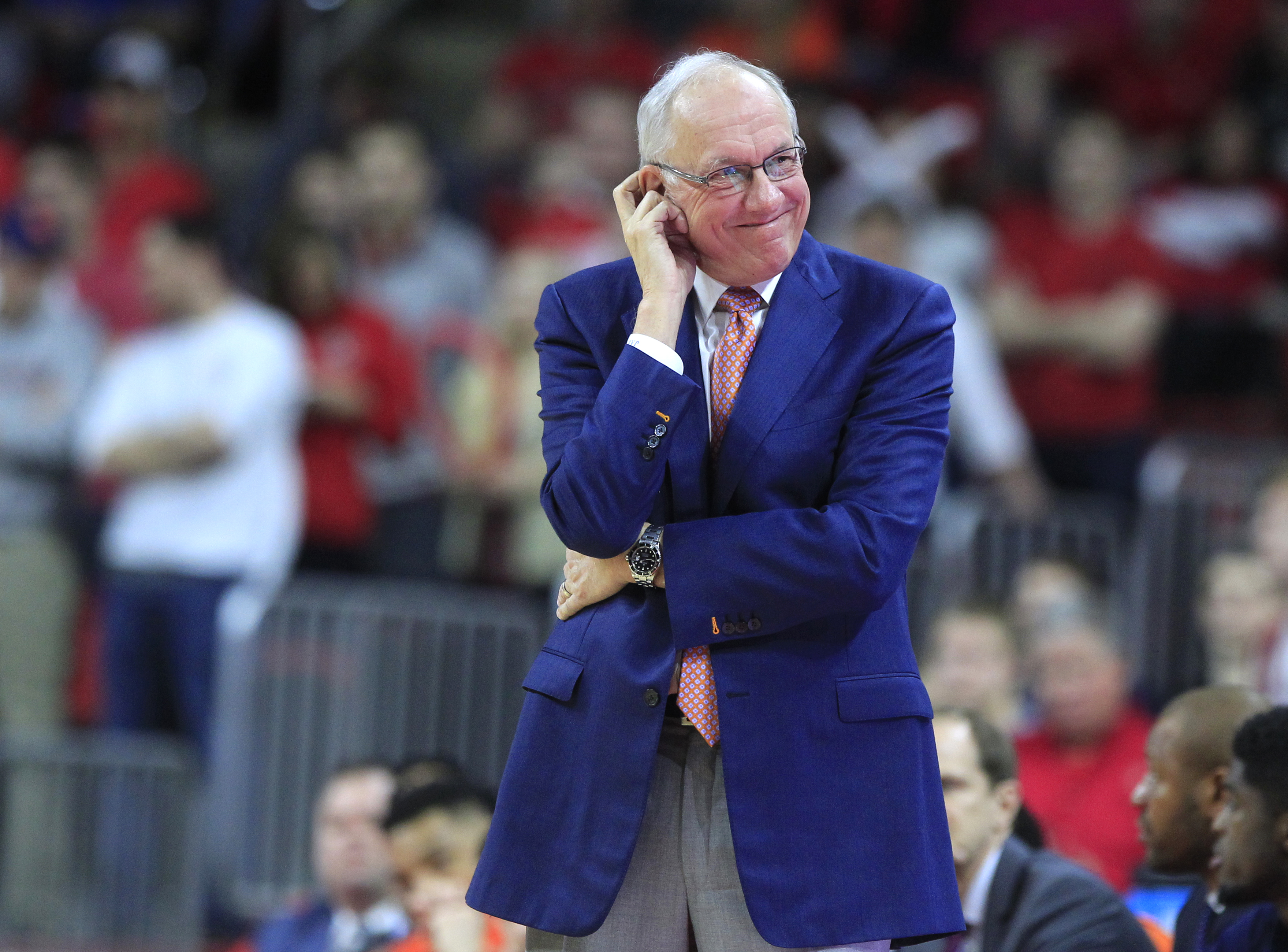Jim Boeheim tells Syracuse fans he's 'not going anywhere'
