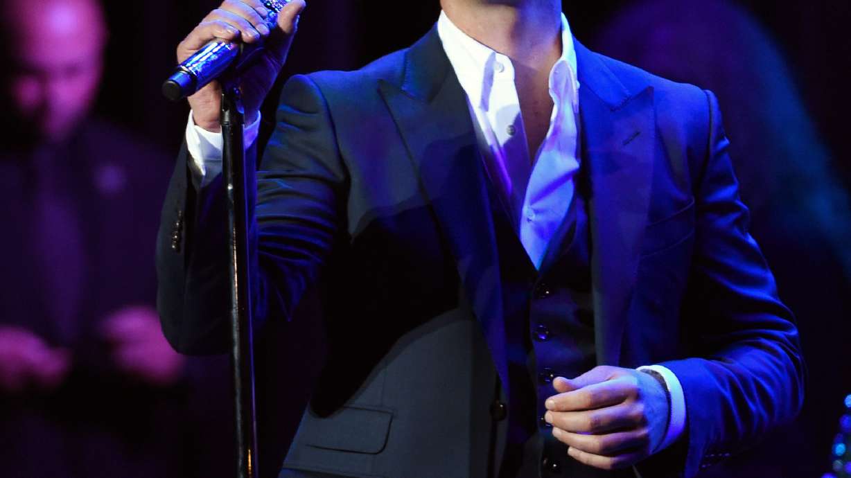 Jury finds Pharrell, Thicke copied for 'Blurred Lines' song