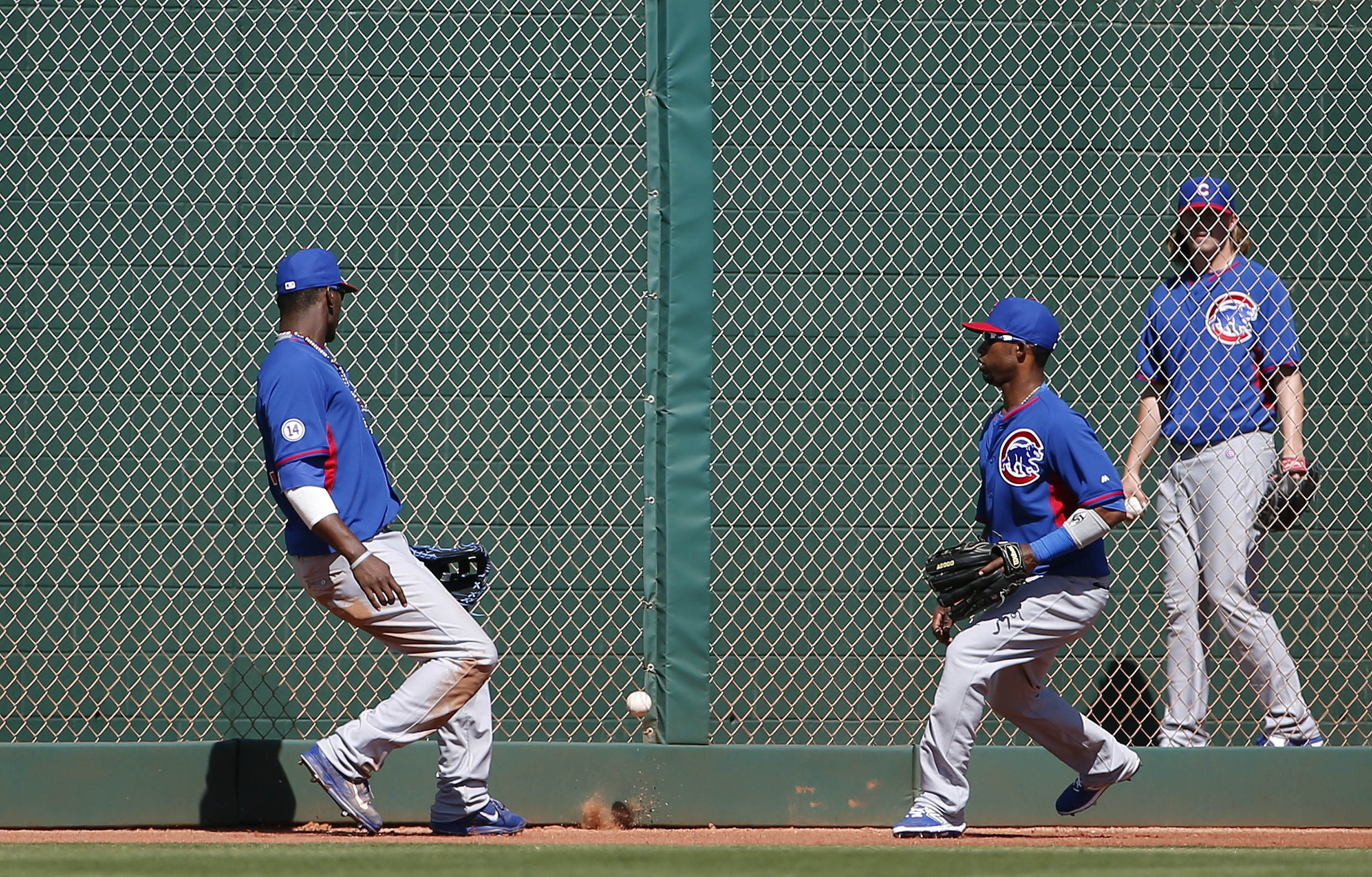 Cubs hit 3 HRs in a row vs. Indians, but remain winless