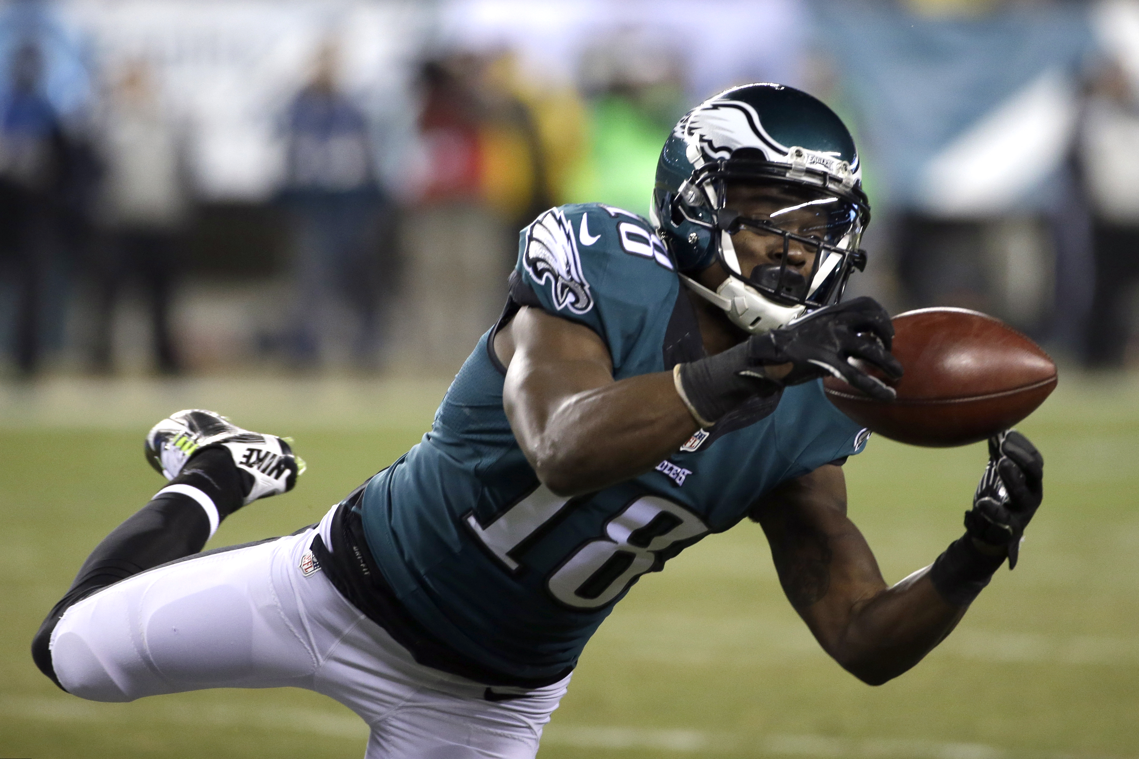 Chiefs announce signing of wide receiver Jeremy Maclin