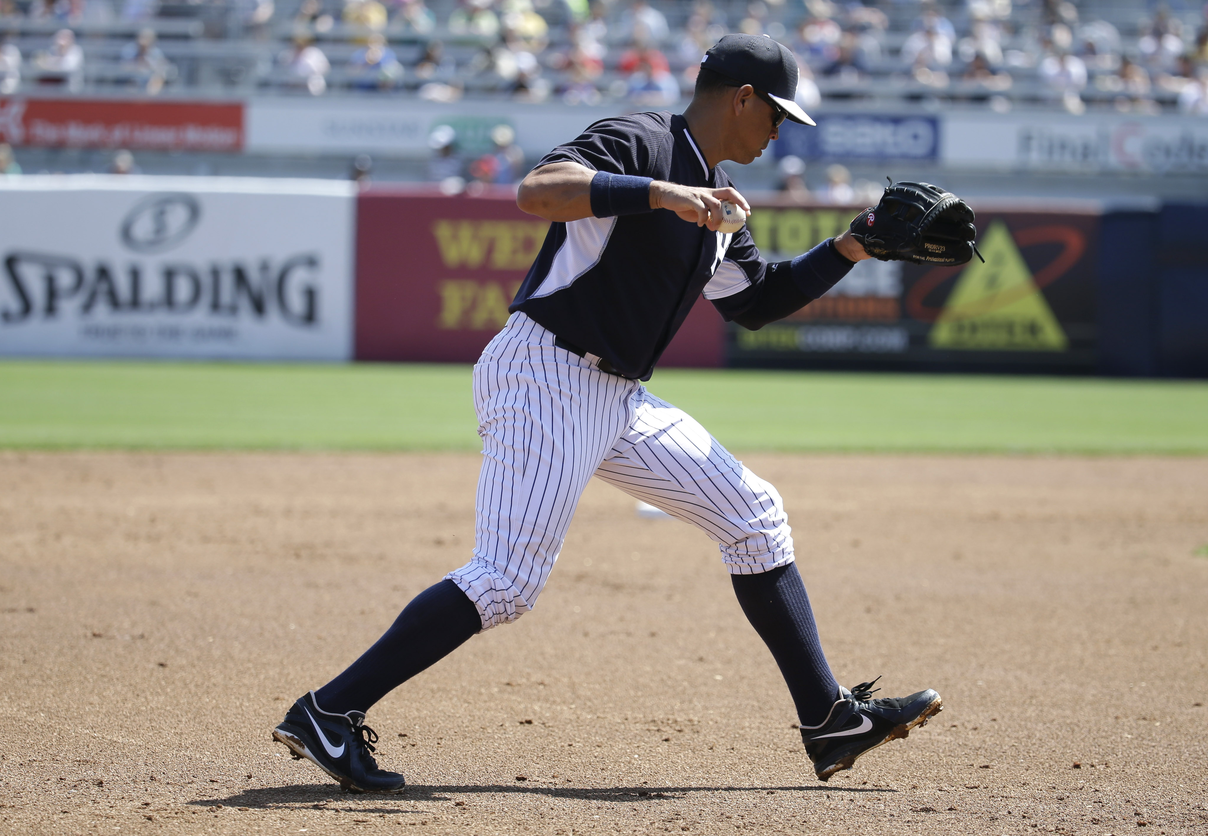 A-Rod hits 1st homer in Yankees' 10-6 loss to Red Sox