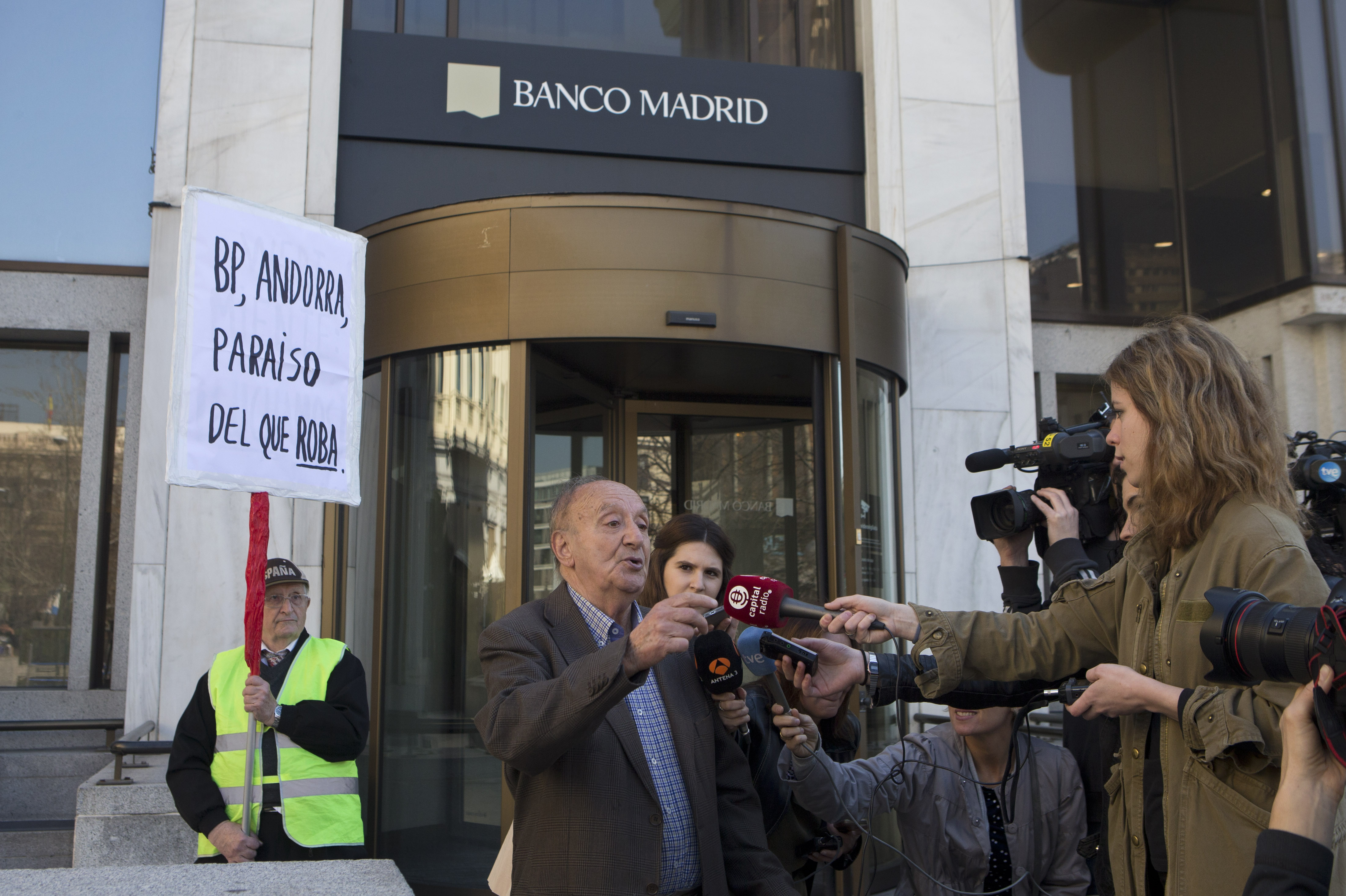 Andorra: Board of bank accused of money laundering ousted