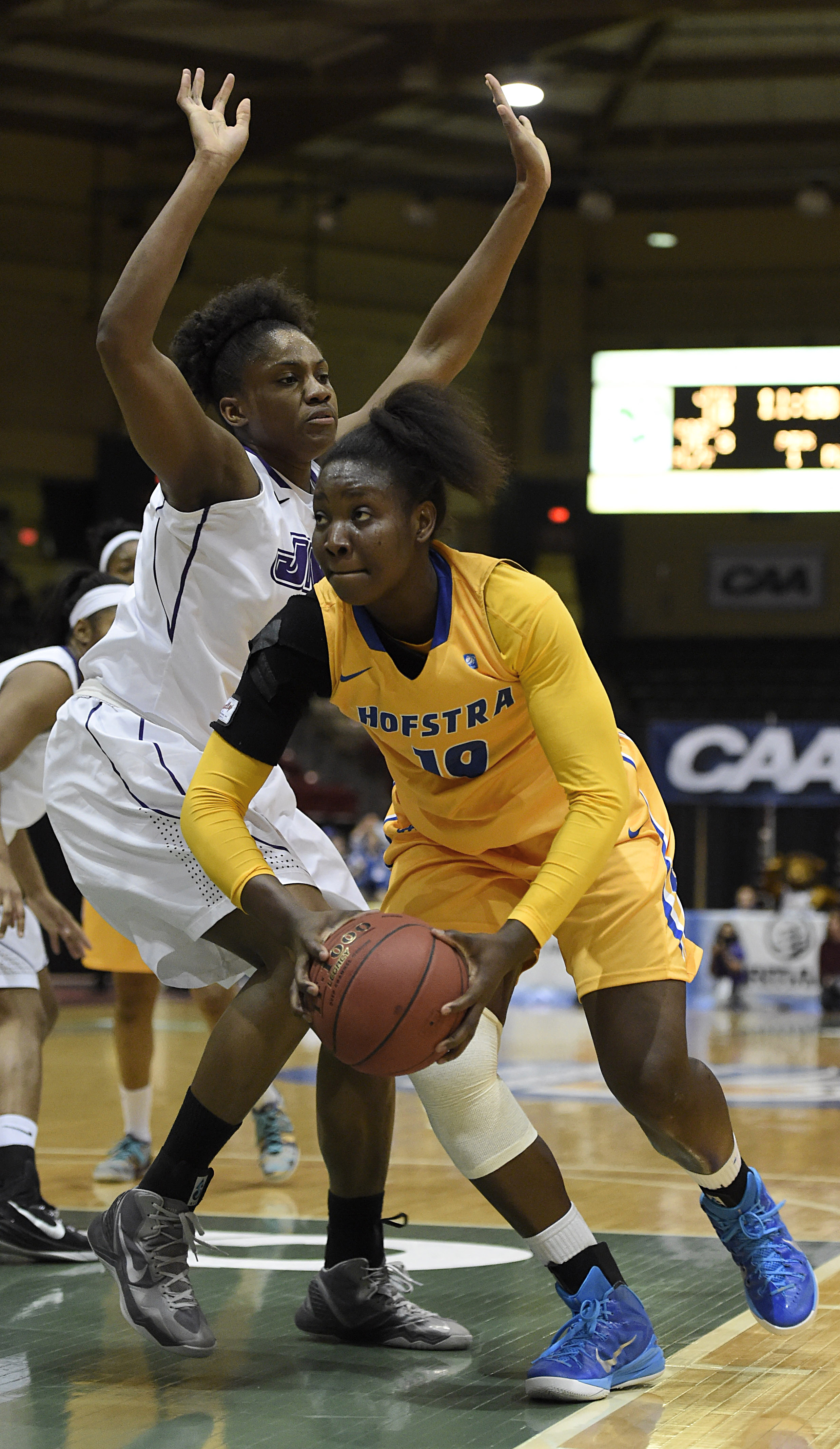 Top-seeded James Madison beats Hofstra 62-56 for CAA title