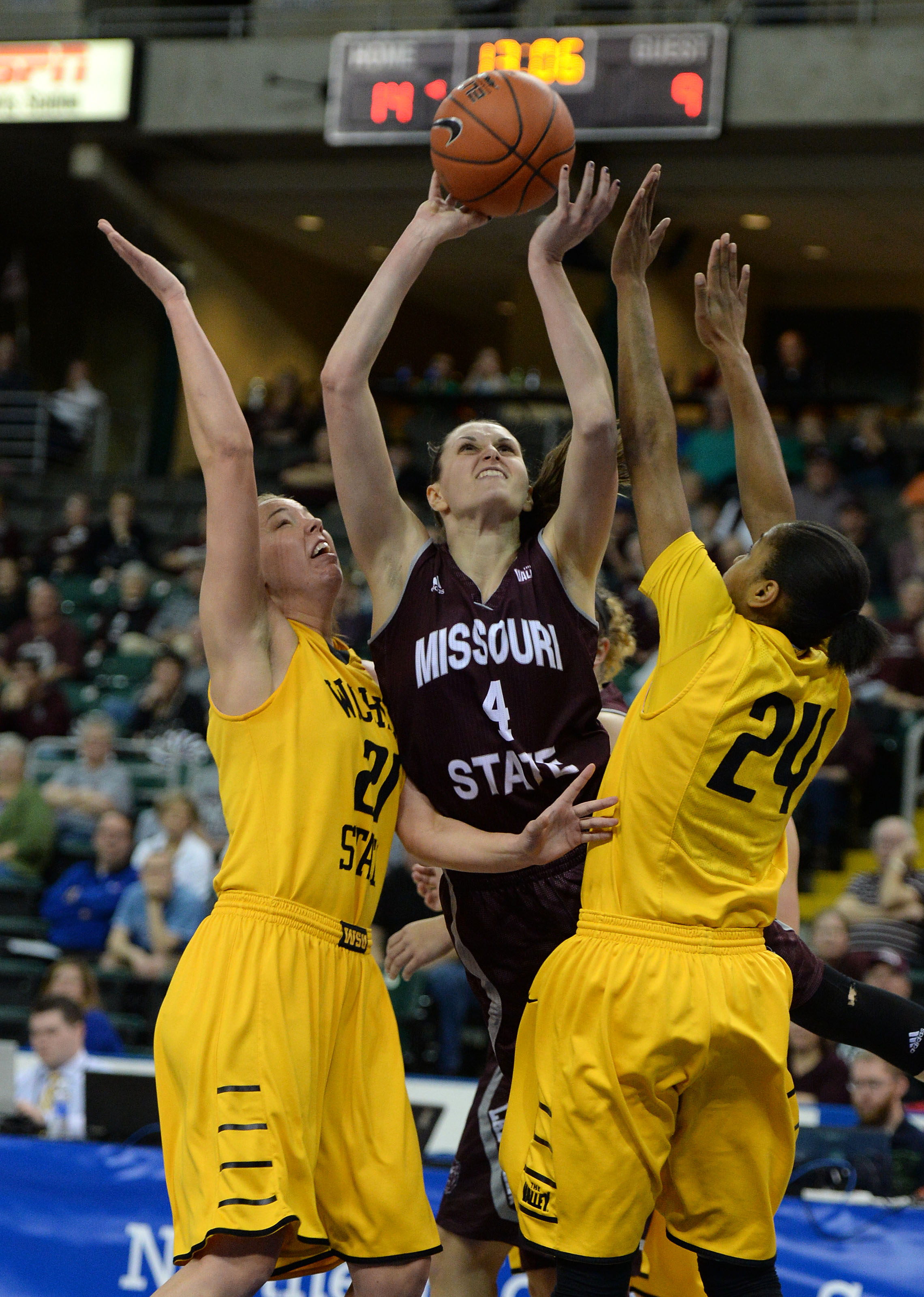 Wichita State wins 3rd straight Missouri Valley title