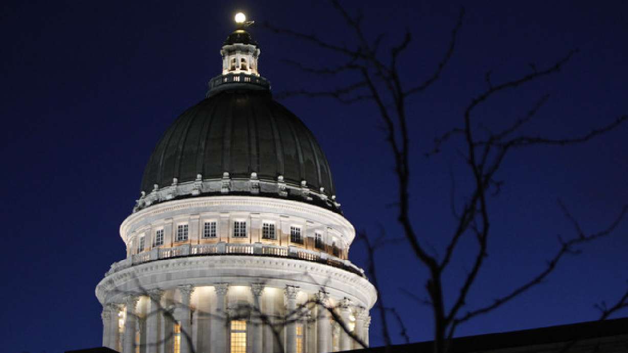 2016 Legislature may try to force feds to take action on Internet sales tax