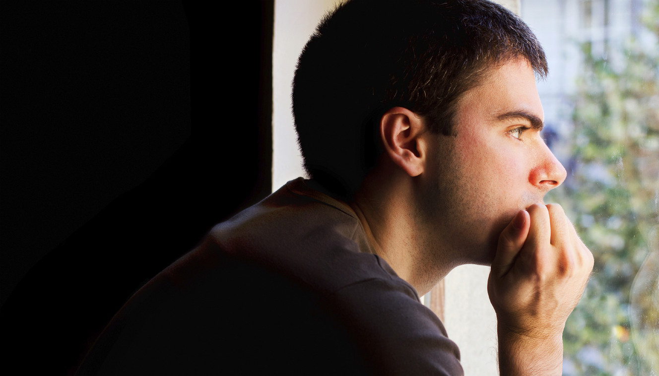 La soledad y el aislamiento son tan peligrosos como la obesidad