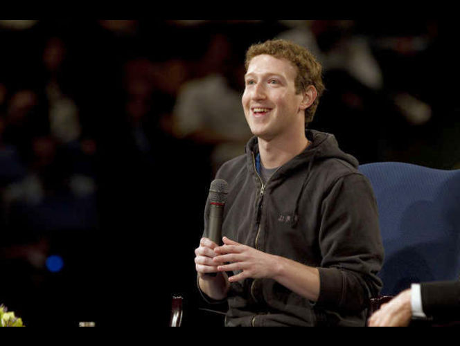 Usuarios de Facebook podrán transferirse dinero