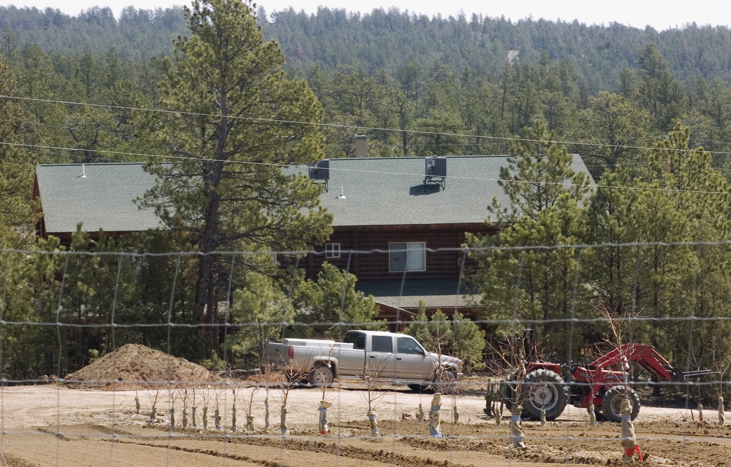 South Dakotans believe polygamist group wants to expand