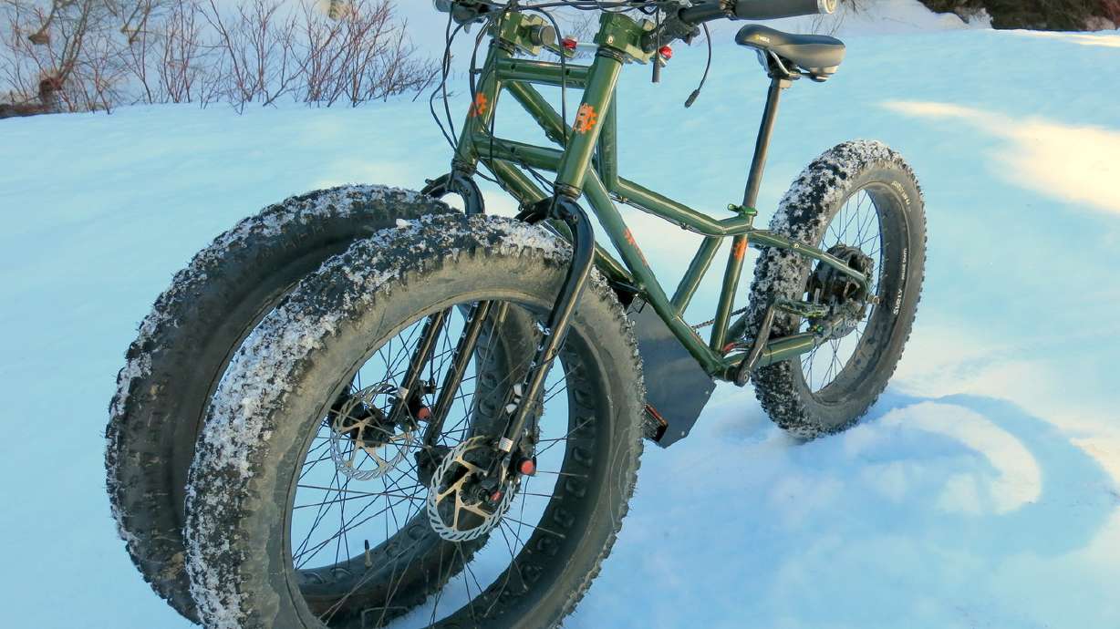 Motorized 3-wheeled trike handles nearly any terrain