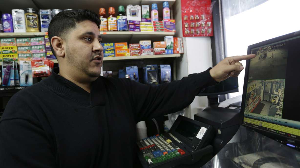 2 officers in critical condition after fatal wrong-way crash