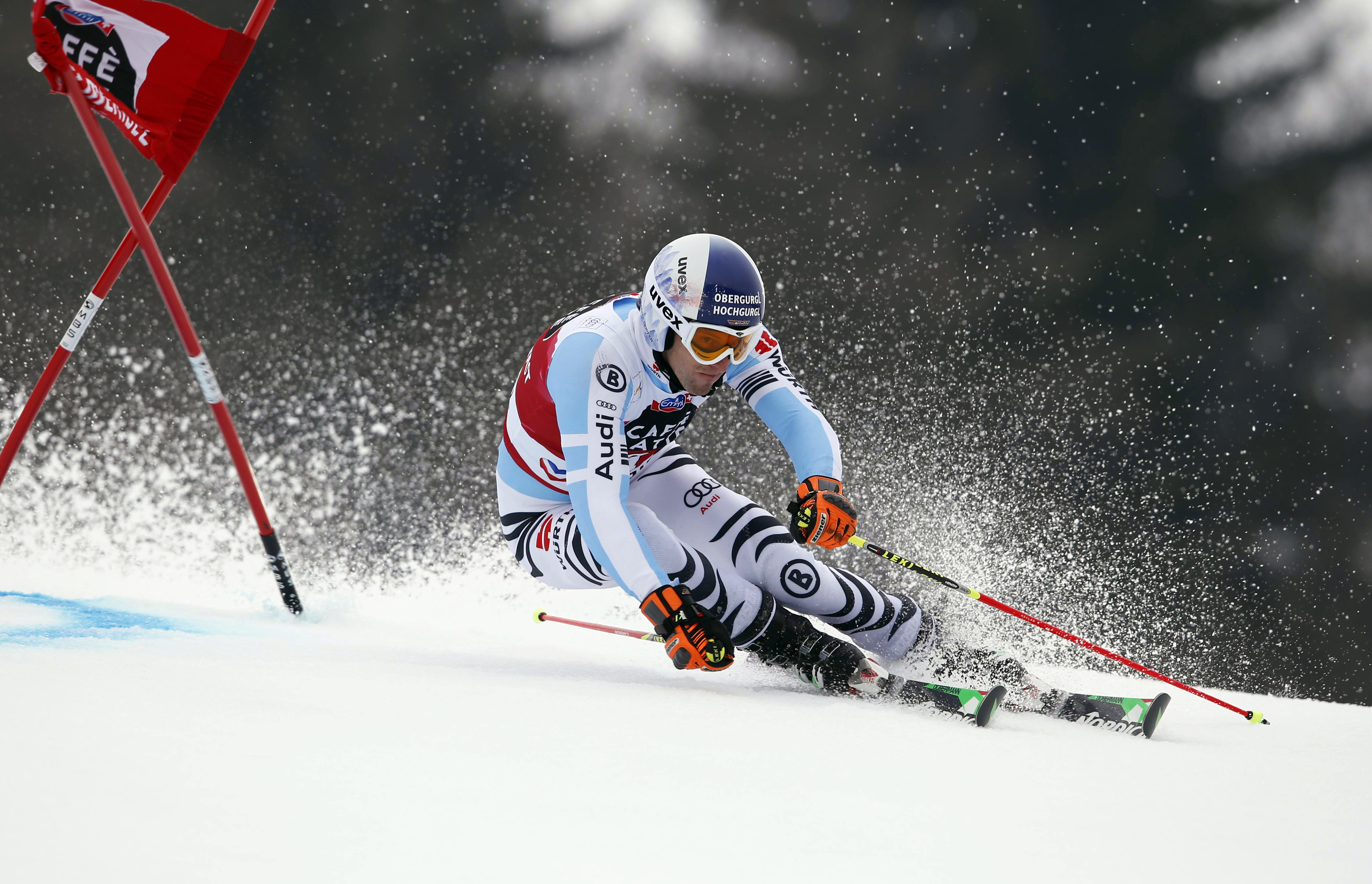 Kristoffersen wins men's giant slalom at World Cup finals