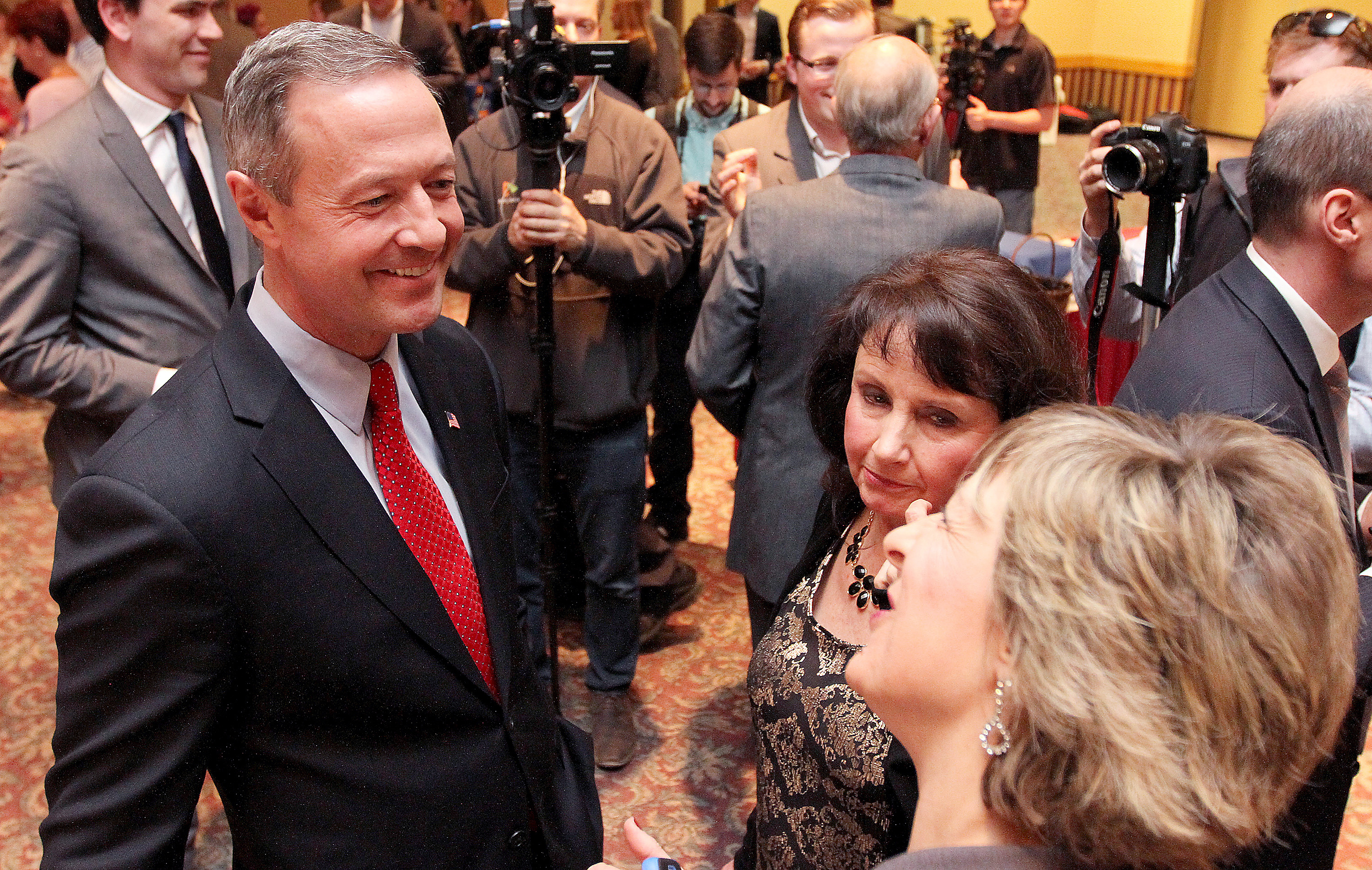 O'Malley works to position himself as Clinton alternative