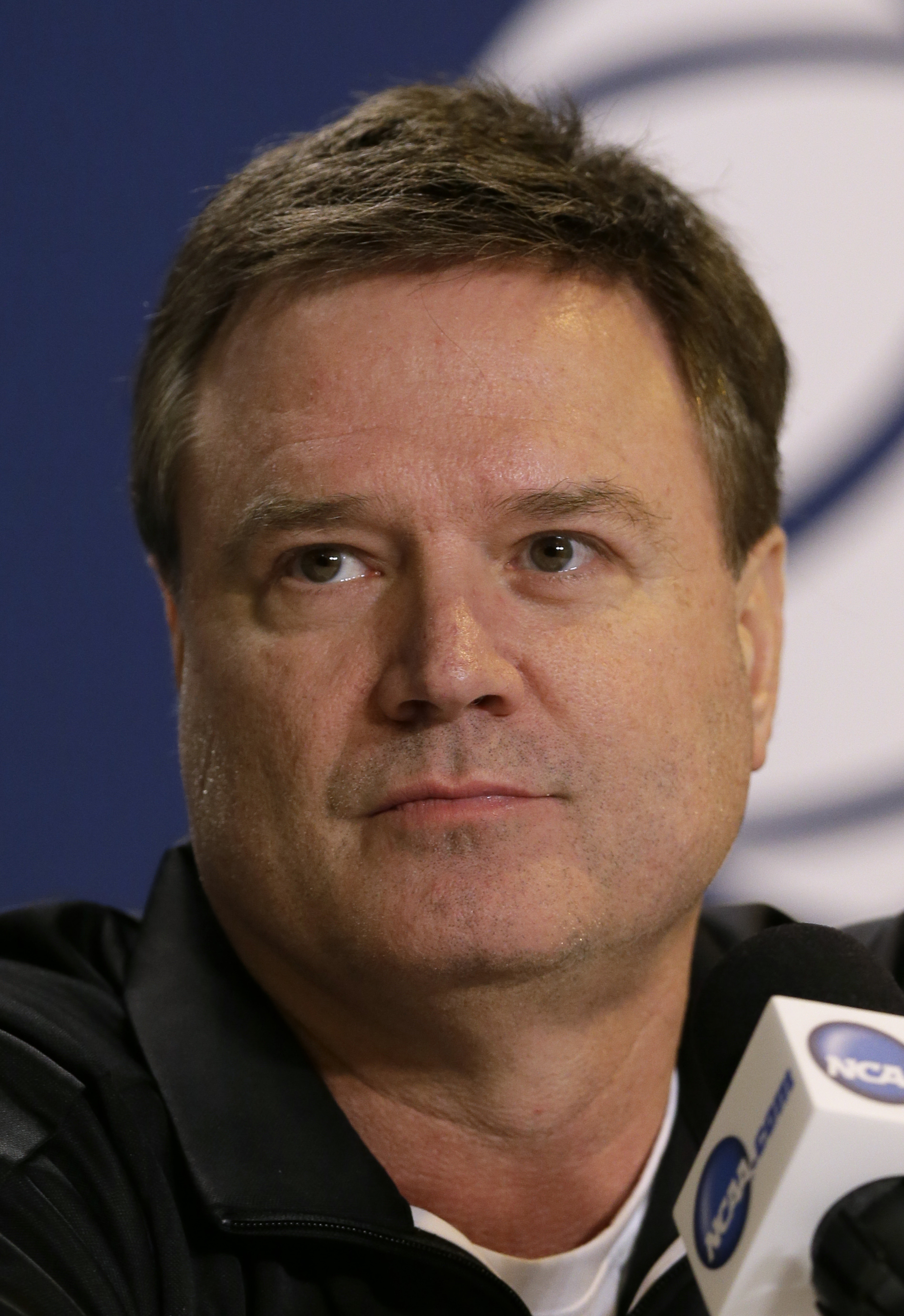 Kansas, Wichita State finally meeting for spot in Sweet 16